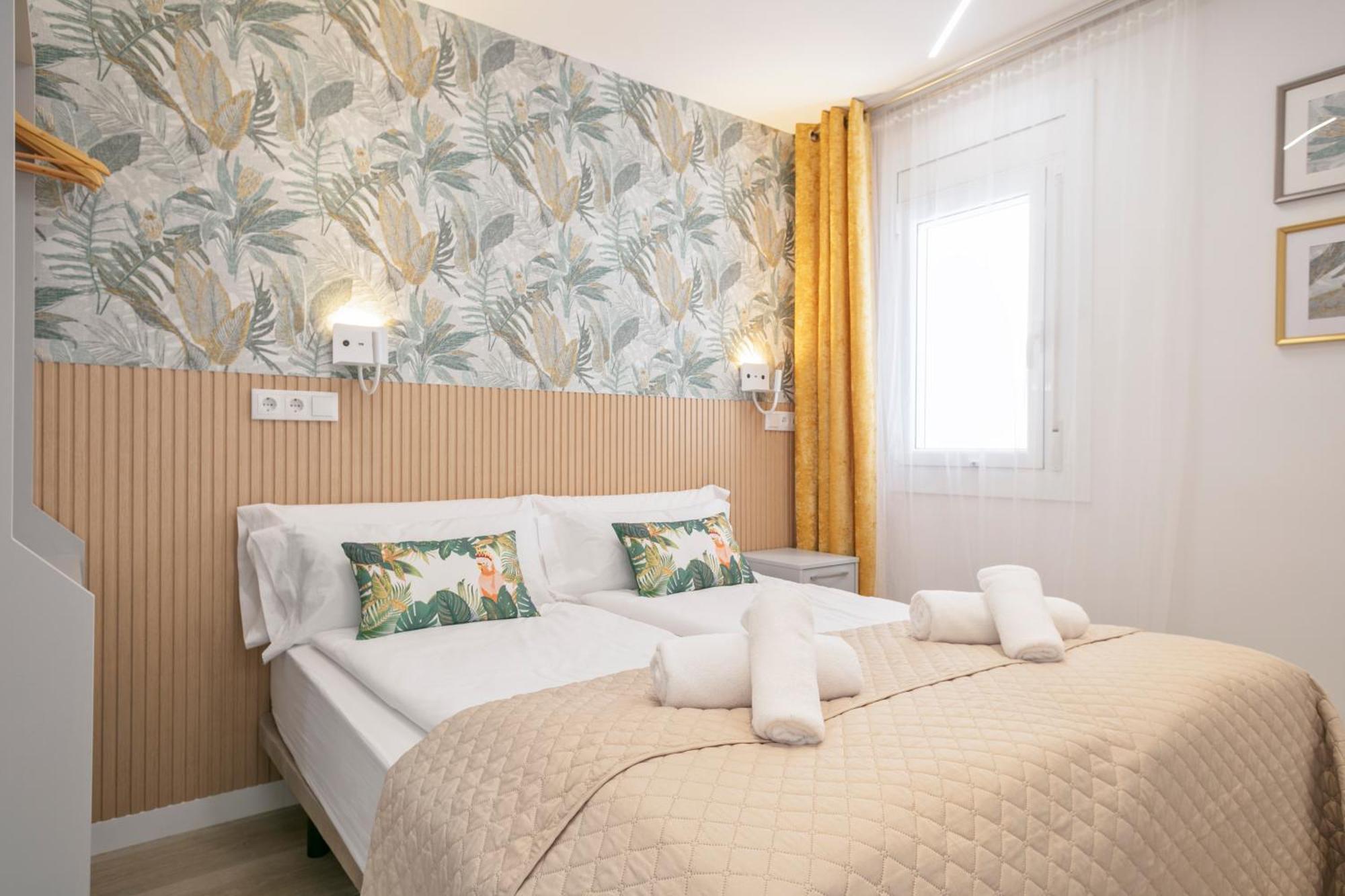 Boutique Plaza Catalonia Suites Cornella Cornellà de Llobregat Zewnętrze zdjęcie
